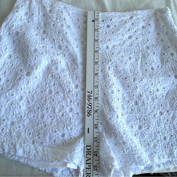Urban Outfitters Balboa High Rise White Eyelet Lace Shorts - Picture 13 of 14